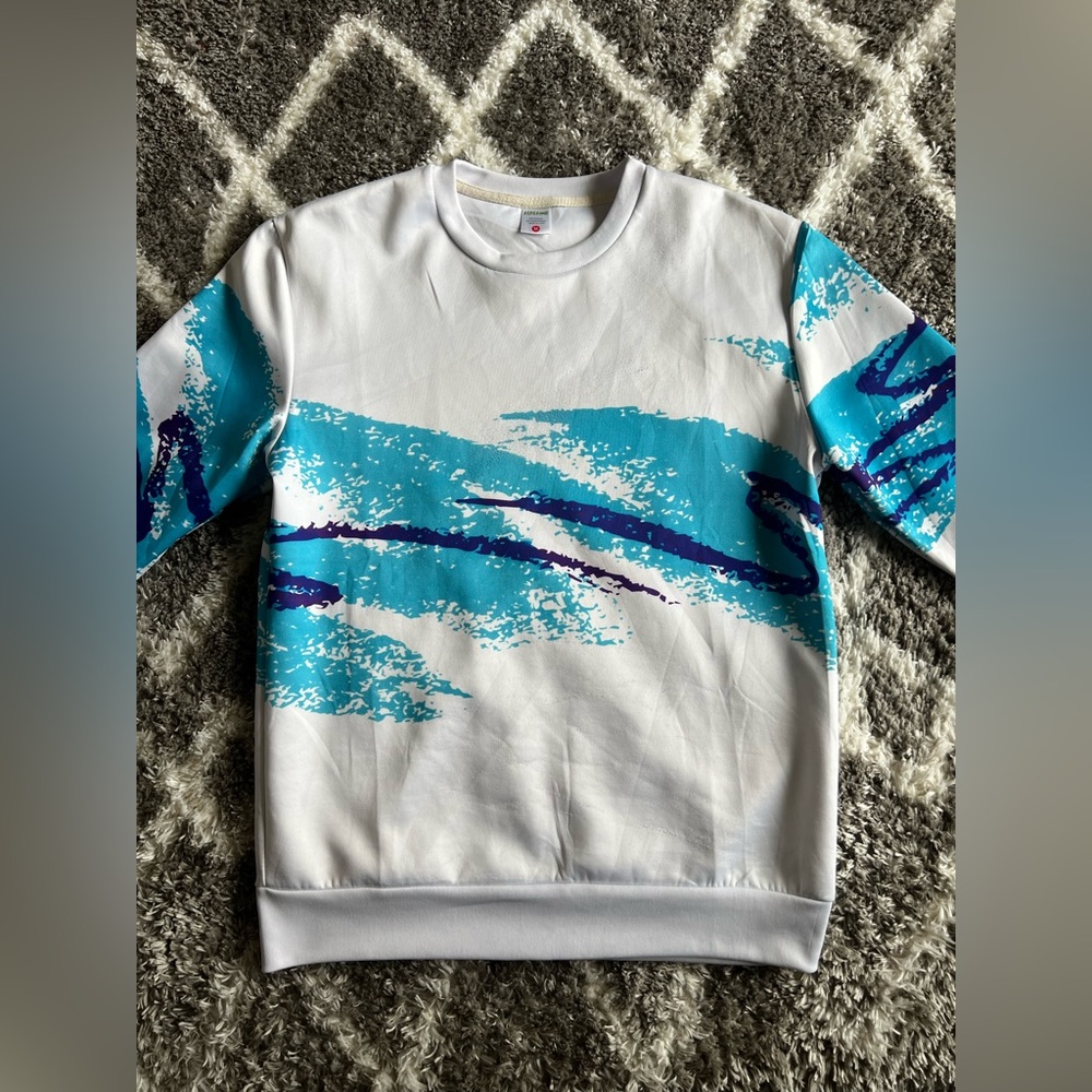 Medium 90’s Cup Crew Neck